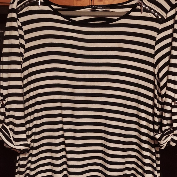 Cable and Gauge striped zippered top button sleeves casual top large - Picture 3 of 3